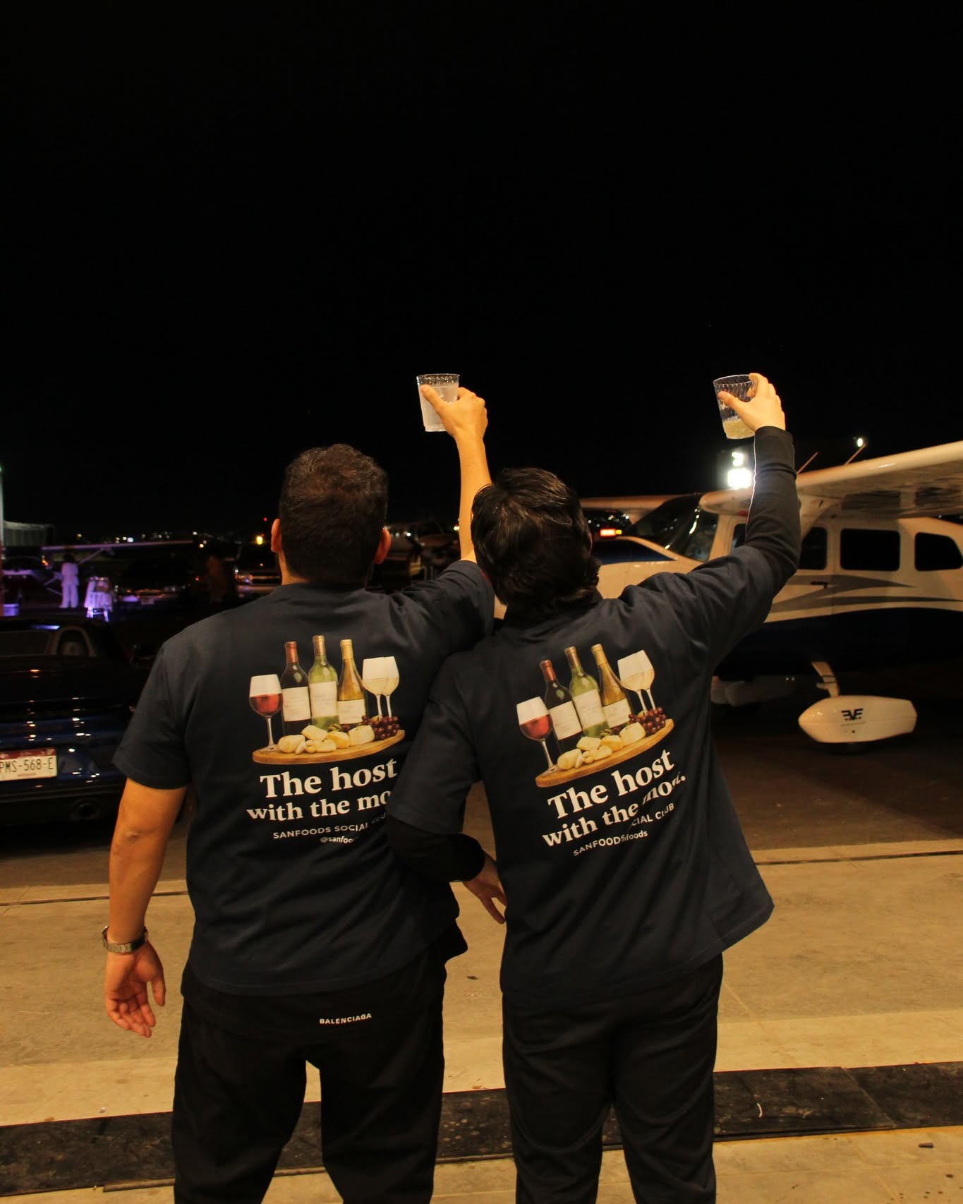 Si llegaste hasta aquí…
chance también necesitas esta playera.

👉 Merch ya en la web.
#sanfoods #socialclub #membresiasanfoods #vinogdl